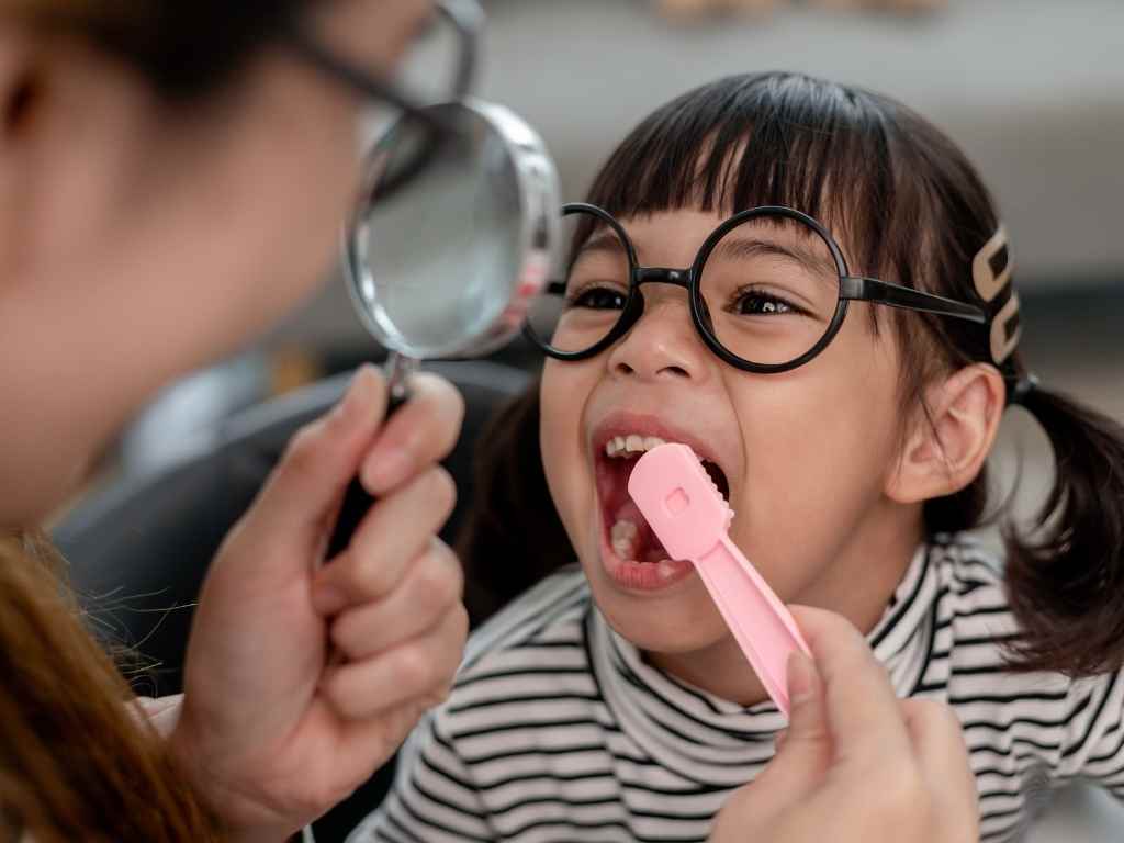 Early dental care in children